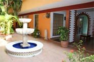 SUITES CANCÚN CENTER